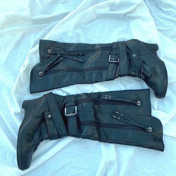 Not Rated Boots - Picture 1 of 4